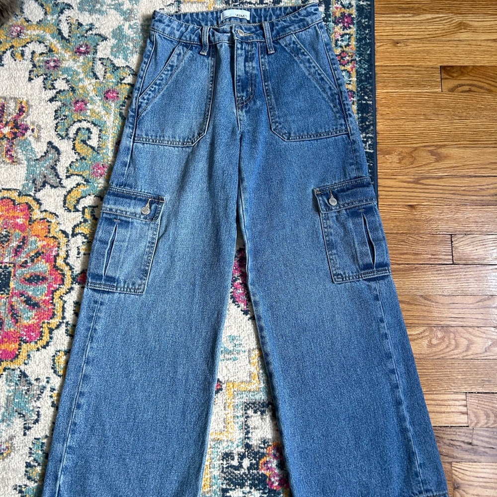 SOLD | Vervet High Rise Wide Leg Cargo Jeans Size 24